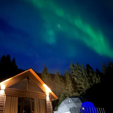 Evenes Artic Glamping Luxe tent Evenesmarkja